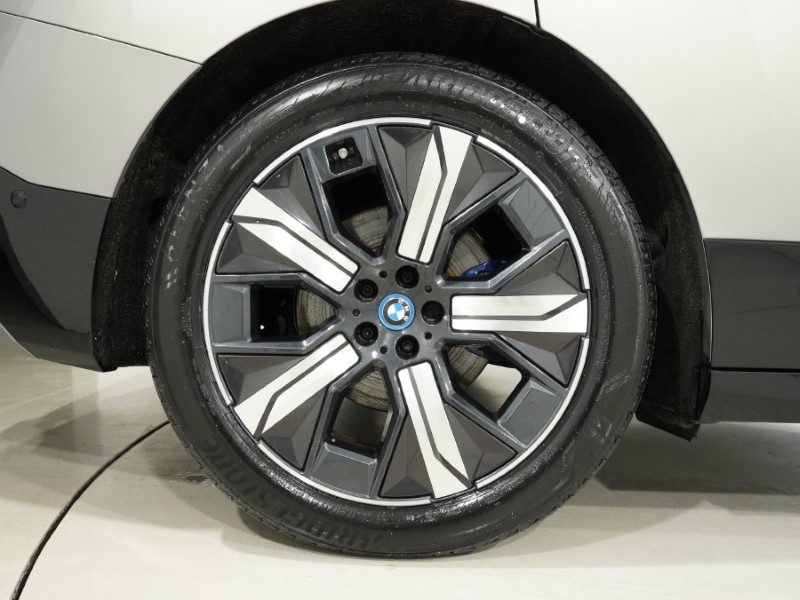 2023 (73) BMW iX 240kW xDrive40 M Sport 76.6kWh 5dr Auto 5218522