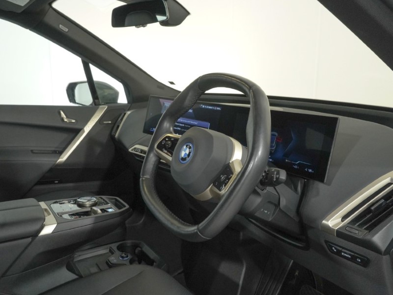 2023 (73) BMW iX 240kW xDrive40 M Sport 76.6kWh 5dr Auto 5218527