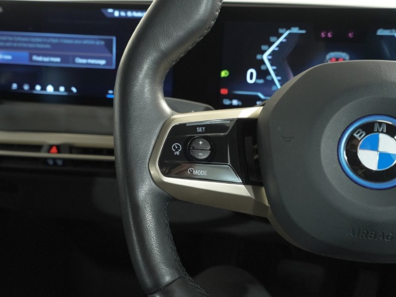 2023 (73) BMW iX 240kW xDrive40 M Sport 76.6kWh 5dr Auto 5218531