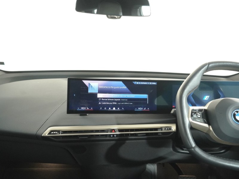 2023 (73) BMW iX 240kW xDrive40 M Sport 76.6kWh 5dr Auto 5218518