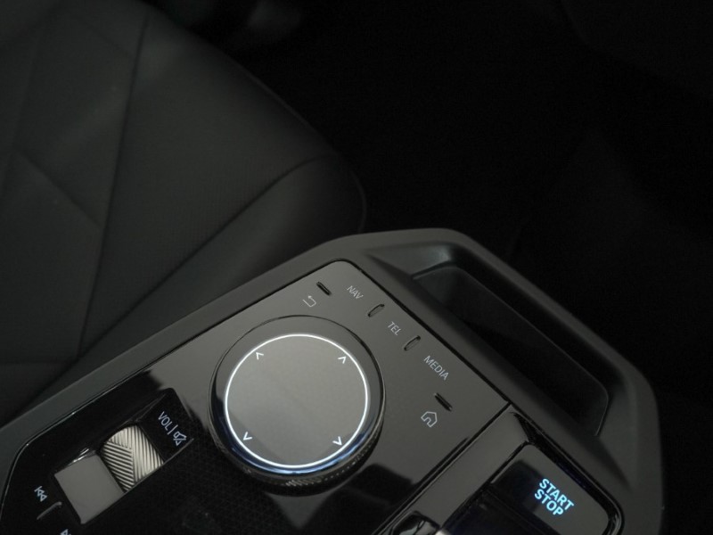 2023 (73) BMW iX 240kW xDrive40 M Sport 76.6kWh 5dr Auto 5218544