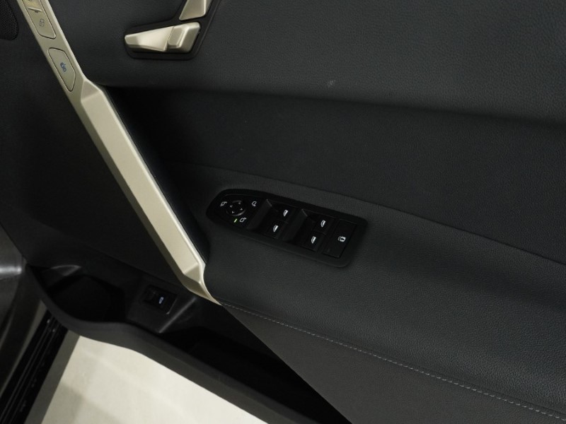 2023 (73) BMW iX 240kW xDrive40 M Sport 76.6kWh 5dr Auto 5218525