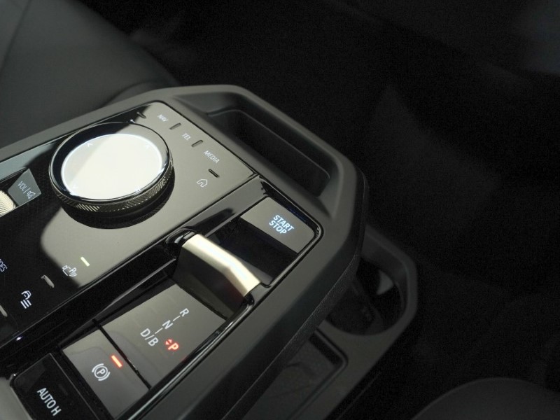 2022 (72) BMW iX 240kW xDrive40 M Sport Edition 76.6kWh 5dr Auto 5216868