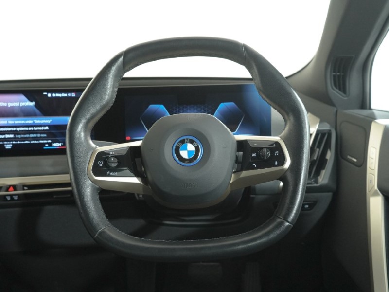 2022 (72) BMW iX 240kW xDrive40 M Sport Edition 76.6kWh 5dr Auto 5216844