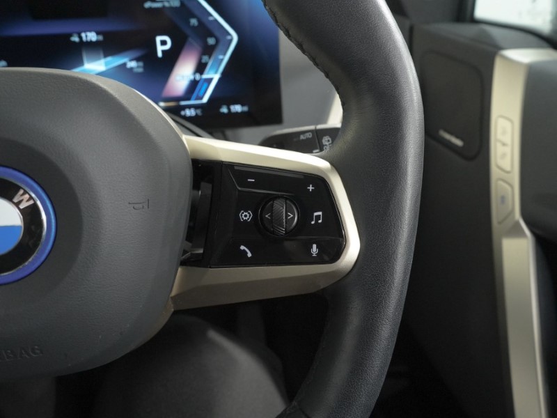 2022 (72) BMW iX 240kW xDrive40 M Sport Edition 76.6kWh 5dr Auto 5215697