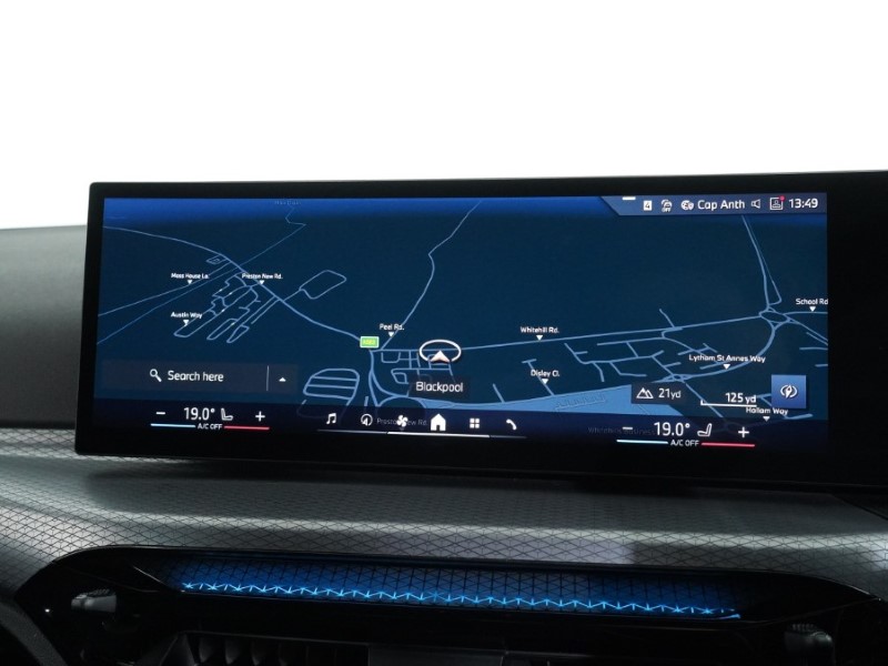 2025 (75) BMW 3 SERIES 320i M Sport 4dr Step Auto 5208020