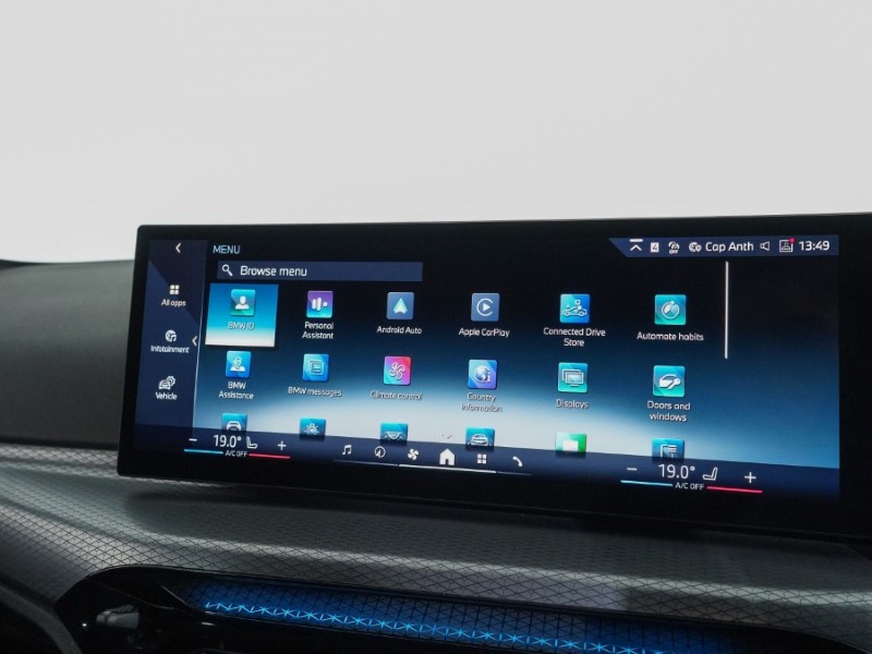 2025 (75) BMW 3 SERIES 320i M Sport 4dr Step Auto 5208030