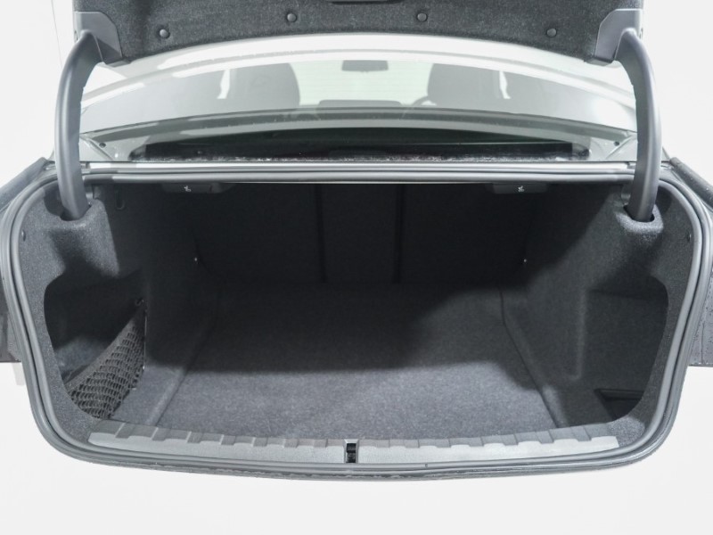 2025 (75) BMW 3 SERIES 320i M Sport 4dr Step Auto 5208001