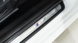 2025 (75) BMW 3 SERIES 320i M Sport 4dr Step Auto 5208014