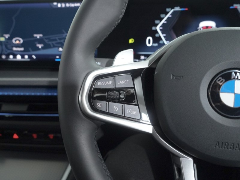 2025 (75) BMW 3 SERIES 320i M Sport 4dr Step Auto 5208019
