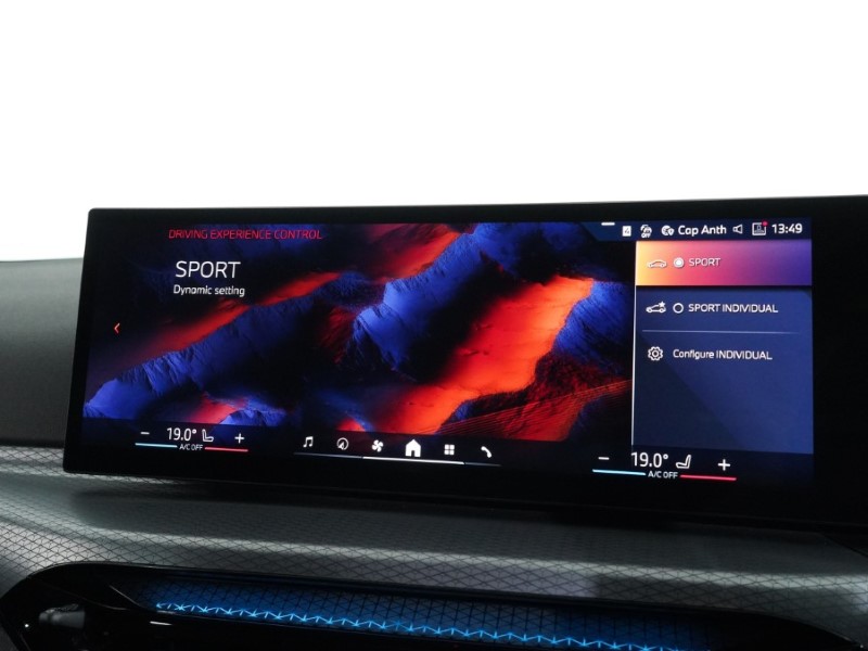 2025 (75) BMW 3 SERIES 320i M Sport 4dr Step Auto 5208026