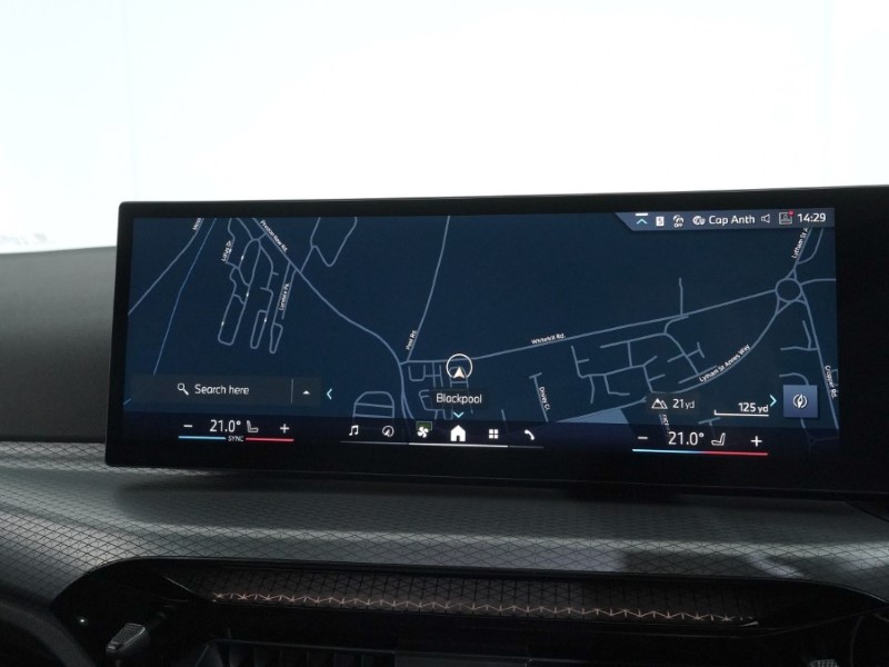 2025 (75) BMW 3 SERIES 320i M Sport 5dr Step Auto 5208071