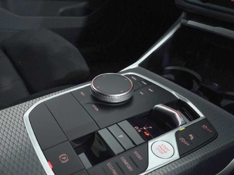 2025 (75) BMW 3 SERIES 320i M Sport 5dr Step Auto 5208080