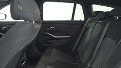 2025 (75) BMW 3 SERIES 320i M Sport 5dr Step Auto 5208052