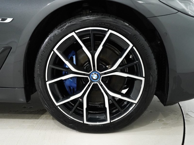 2023 (23) BMW 5 SERIES 530e xDrive M Sport 5dr Auto [Pro Pack] 5208234