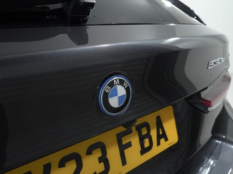 2023 (23) BMW 5 SERIES 530e xDrive M Sport 5dr Auto [Pro Pack] 5208185