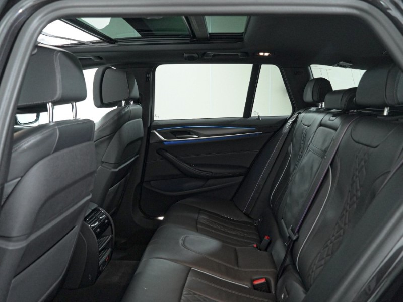 2023 (23) BMW 5 SERIES 530e xDrive M Sport 5dr Auto [Pro Pack] 5208196