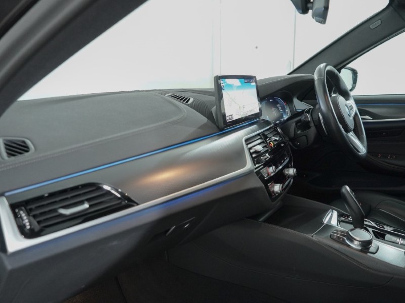 2023 (23) BMW 5 SERIES 530e xDrive M Sport 5dr Auto [Pro Pack] 5208192