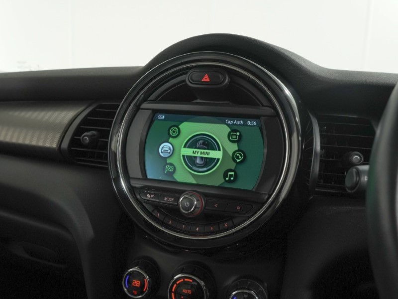 2019 (69) MINI HATCHBACK 1.5 Cooper Exclusive II 5dr 5222167