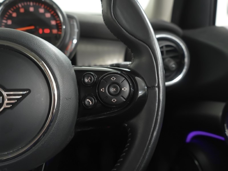 2019 (69) MINI HATCHBACK 1.5 Cooper Exclusive II 5dr 5222163