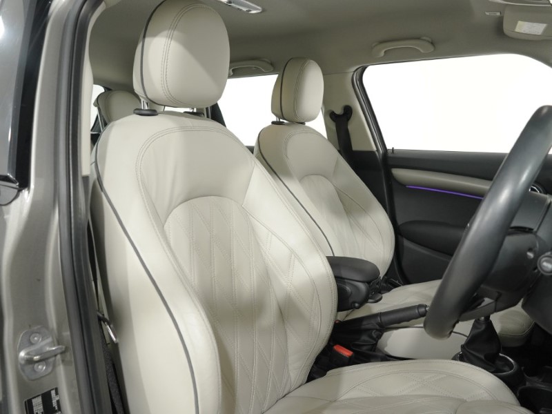 2019 (69) MINI HATCHBACK 1.5 Cooper Exclusive II 5dr 5222156