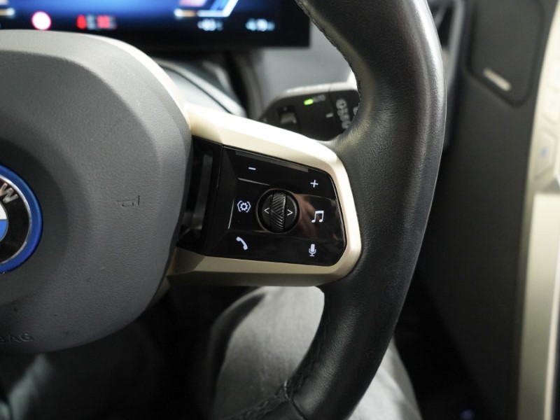 2022 (72) BMW iX 240kW xDrive40 M Sport Edition 76.6kWh 5dr Auto 5237670