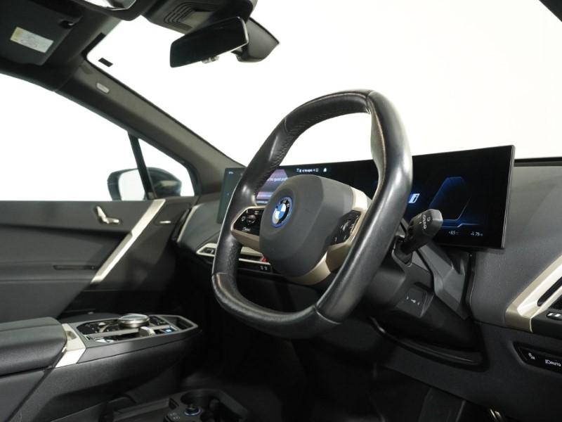 2022 (72) BMW iX 240kW xDrive40 M Sport Edition 76.6kWh 5dr Auto 5237687