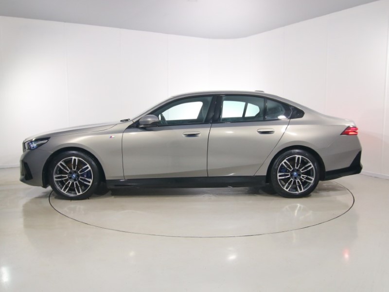 2024 (24) BMW I5 250kW eDrive40 M Sport 84kWh 4dr Auto 5239040