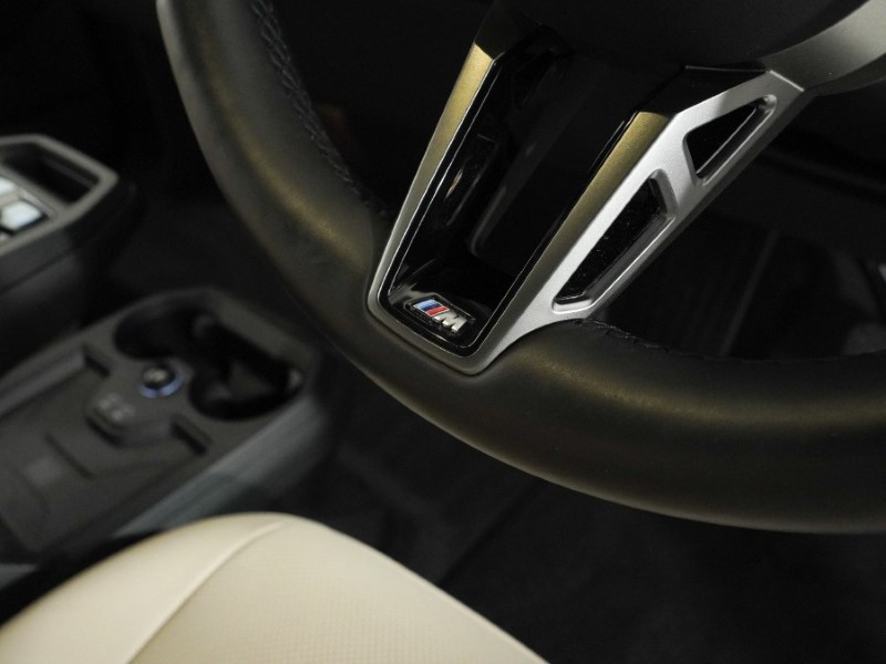 2025 (25) BMW iX 385kW xDrive50 M Sport 111.5kWh 5dr Auto 5240461