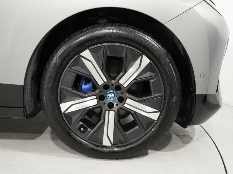 2025 (25) BMW iX 385kW xDrive50 M Sport 111.5kWh 5dr Auto 5240436