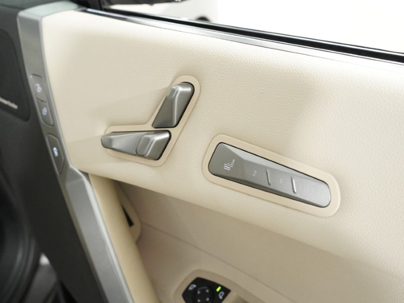 2025 (25) BMW iX 385kW xDrive50 M Sport 111.5kWh 5dr Auto 5240443