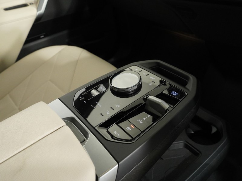 2025 (25) BMW iX 385kW xDrive50 M Sport 111.5kWh 5dr Auto 5240440