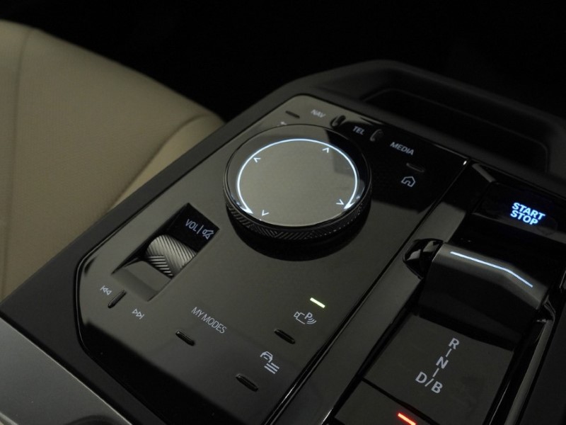 2025 (25) BMW iX 385kW xDrive50 M Sport 111.5kWh 5dr Auto 5240460