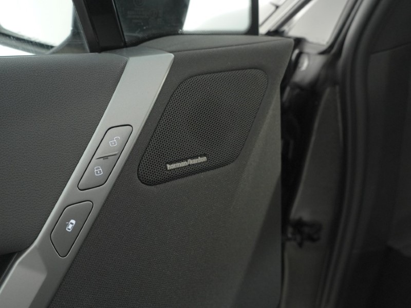 2024 (74) BMW iX 240kW xDrive40 M Sport 76.6kWh 5dr Auto 5239583