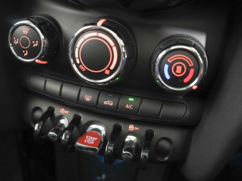 2022 (22) MINI HATCHBACK 1.5 Cooper Classic 5dr Auto 5321004