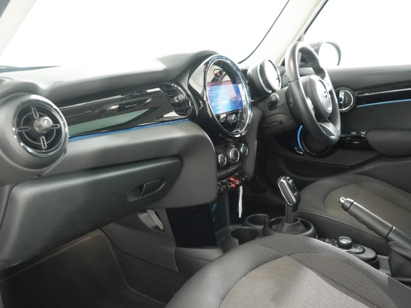 2022 (22) MINI HATCHBACK 1.5 Cooper Classic 5dr Auto 5320970