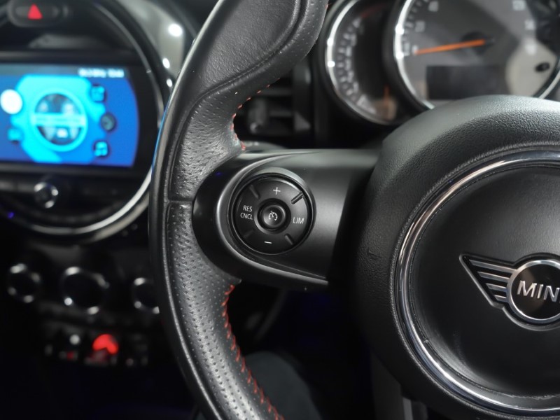 2019 (19) MINI HATCHBACK 1.5 Cooper Sport II 5dr 5259057