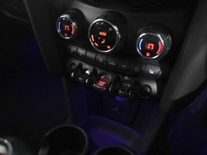 2019 (19) MINI HATCHBACK 1.5 Cooper Sport II 5dr 5259061