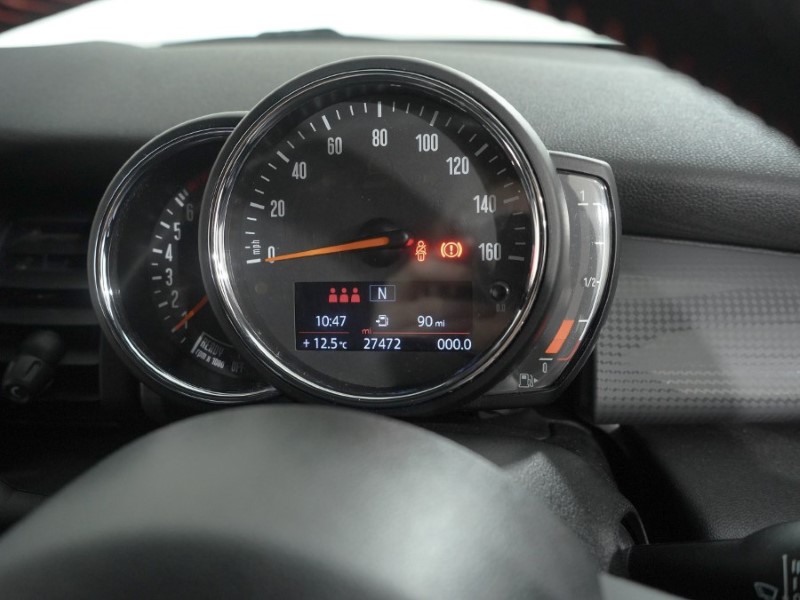 2019 (19) MINI HATCHBACK 1.5 Cooper Sport II 5dr 5259058