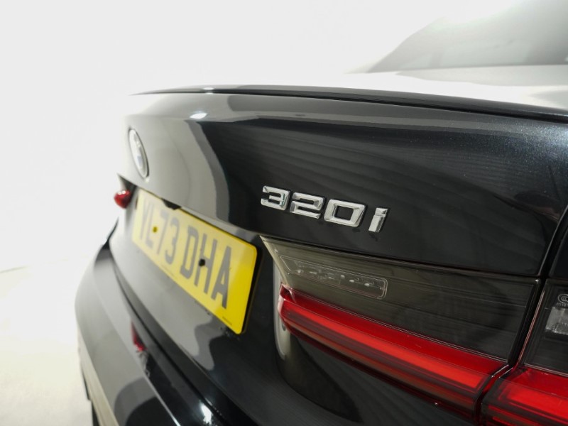 2023 (73) BMW 3 SERIES 320i M Sport 4dr Step Auto 5242403