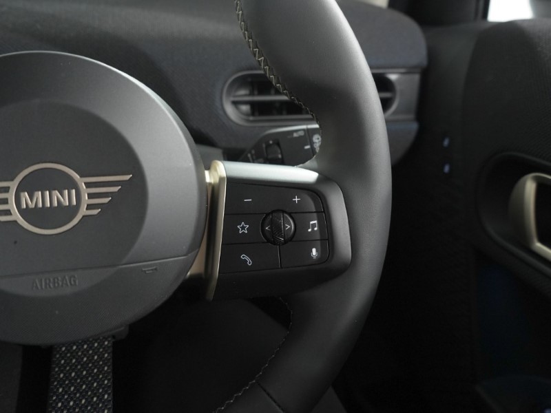 2024 (74) MINI COOPER 1.5 C Classic 5dr Auto 5259735