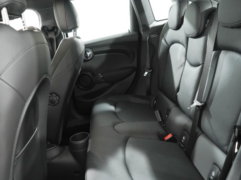 2019 (69) MINI HATCHBACK 1.5 Cooper Sport II 5dr 5265887