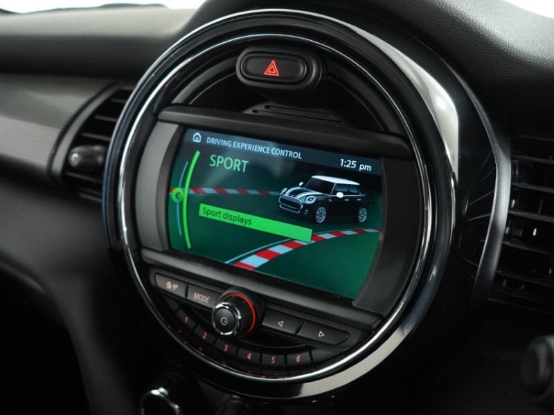 2019 (69) MINI HATCHBACK 1.5 Cooper Sport II 5dr 5265906