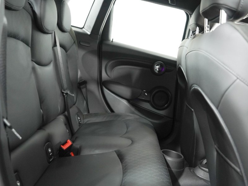 2019 (69) MINI HATCHBACK 1.5 Cooper Sport II 5dr 5265916