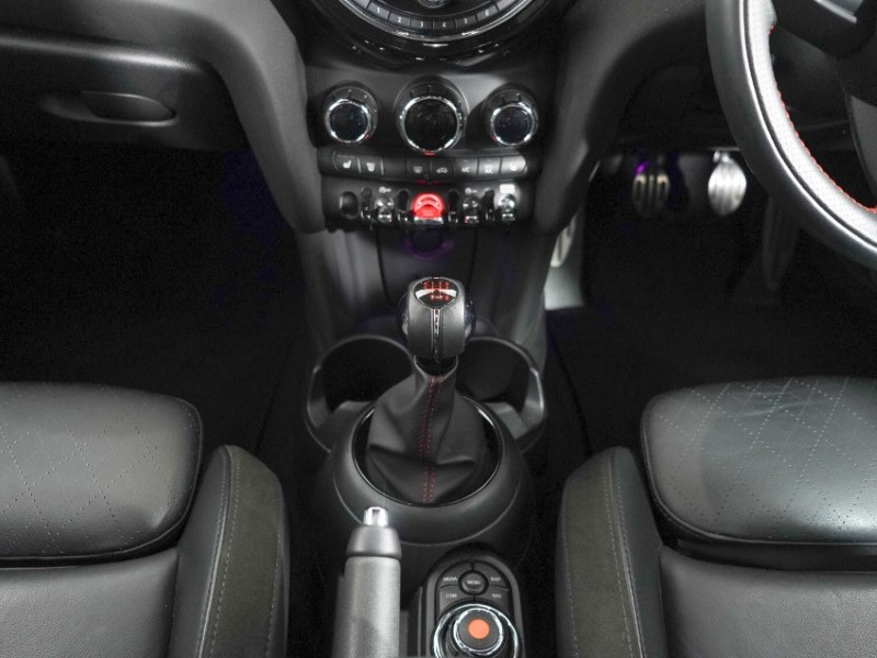 2019 (69) MINI HATCHBACK 1.5 Cooper Sport II 5dr 5265890