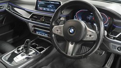 2019 (69) BMW 7 SERIES 740d xDrive M Sport 4dr Auto 5439376