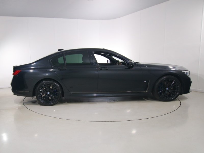 2019 (69) BMW 7 SERIES 740d xDrive M Sport 4dr Auto 5439415