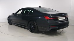 2019 (69) BMW 7 SERIES 740d xDrive M Sport 4dr Auto 1