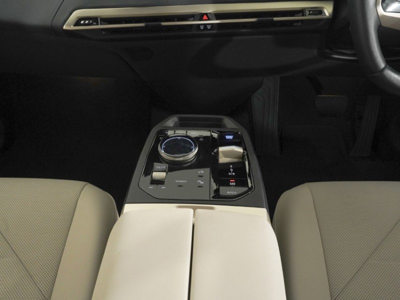 2024 (24) BMW iX 240kW xDrive40 M Sport 76.6kWh 5dr Auto 5278850