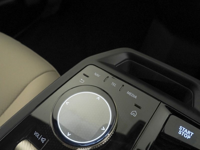 2024 (24) BMW iX 240kW xDrive40 M Sport 76.6kWh 5dr Auto 5278876